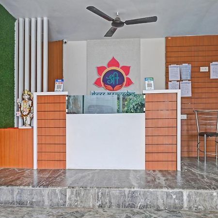 Oyo 7498 Hotel Aparajita Varanasi Eksteriør bilde